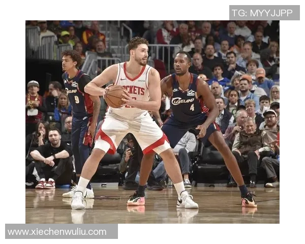 今天NBA精彩对决掘金挑战火箭谁能在赛场上笑到最后